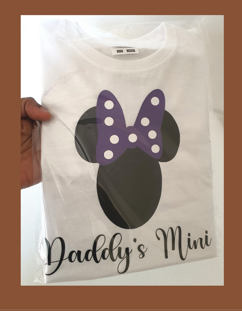 Girls customised T-shirt, – Daddy's Mini & Mom's Mini"